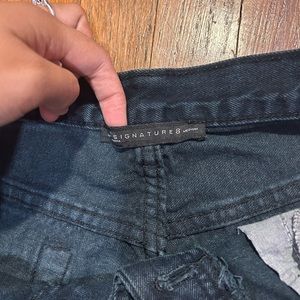 signature jean shorts (rips) (booty shorts)